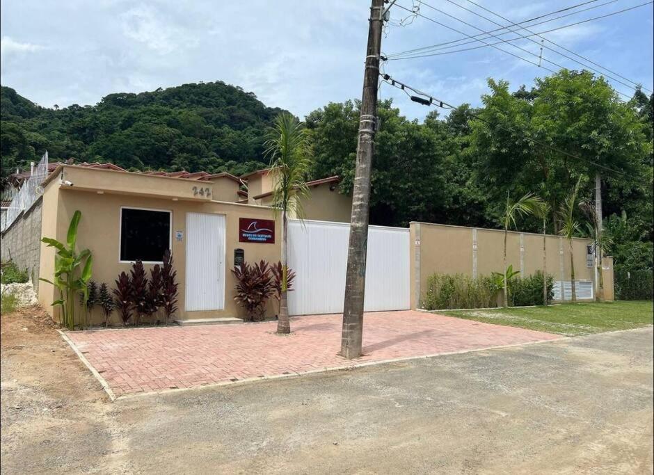 Linda Casa Em Uma Linda - Santiago/ Maresias *